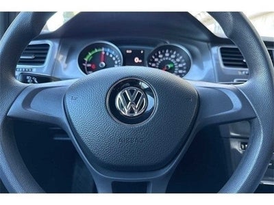 2016 Volkswagen e-Golf SE