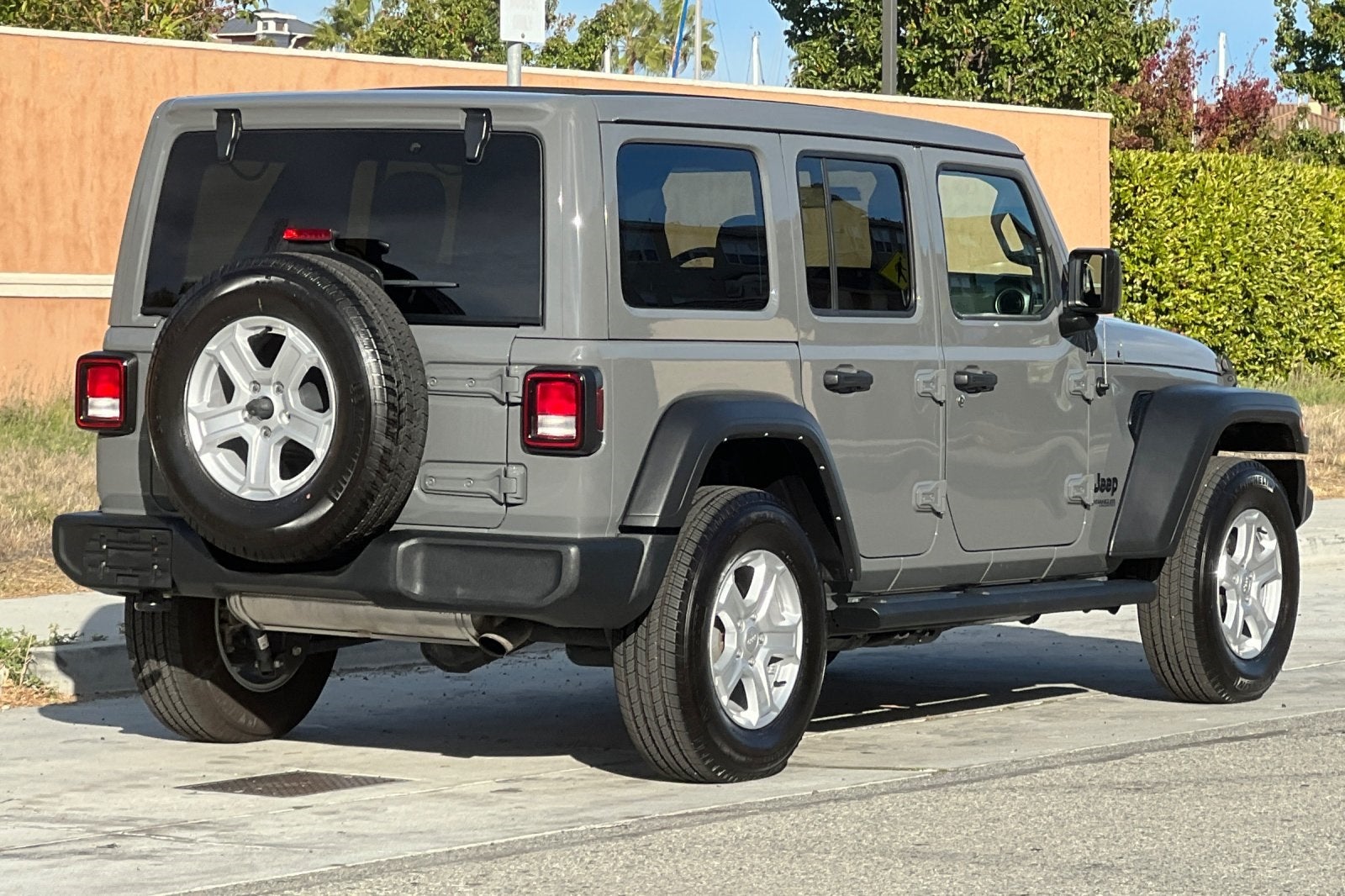 2022 Jeep Wrangler Unlimited Sport SKY 1-TOUCH POWER TOP