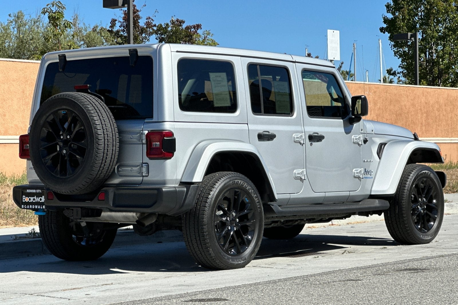 2023 Jeep Wrangler Sahara 4xe