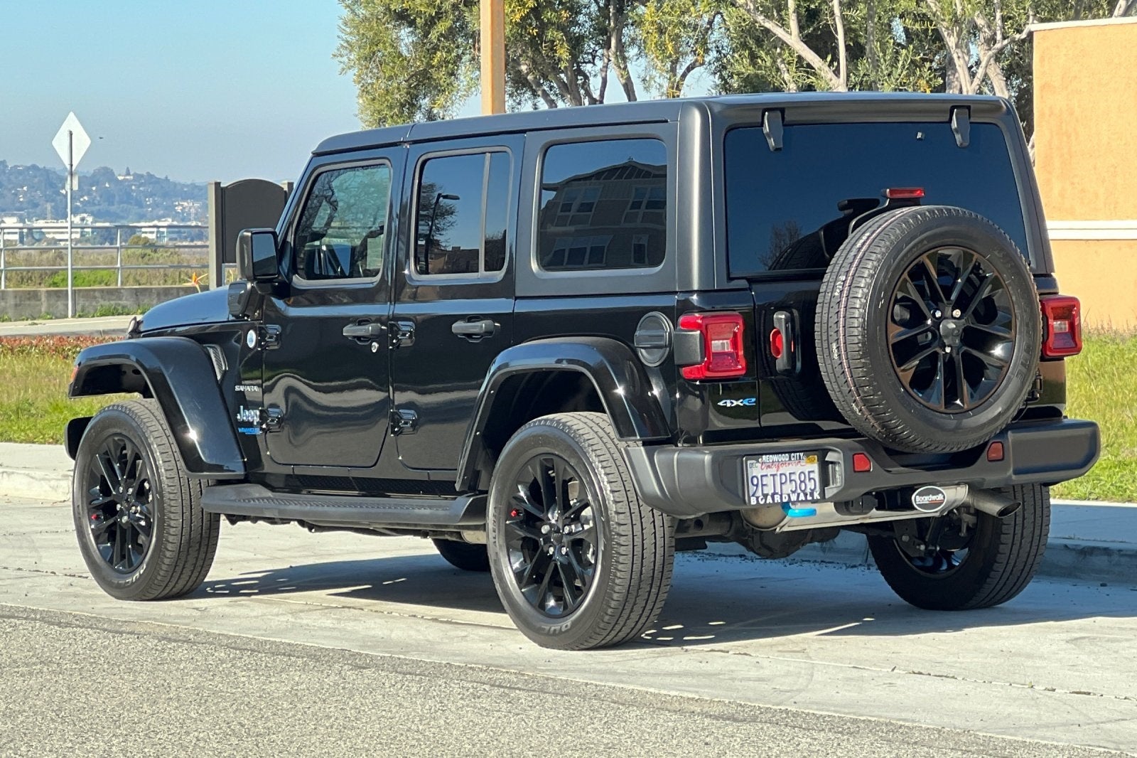 2022 Jeep Wrangler Unlimited Sahara High Altitude 4xe