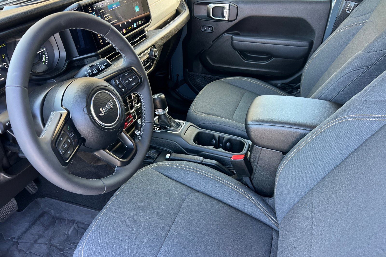 2025 Jeep Wrangler Willys 4xe CONVENINCE GROUP