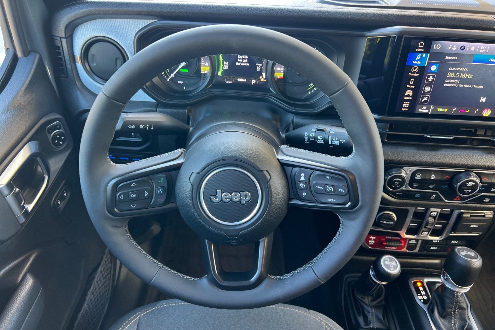 2025 Jeep Wrangler Willys 4xe CONVENINCE GROUP