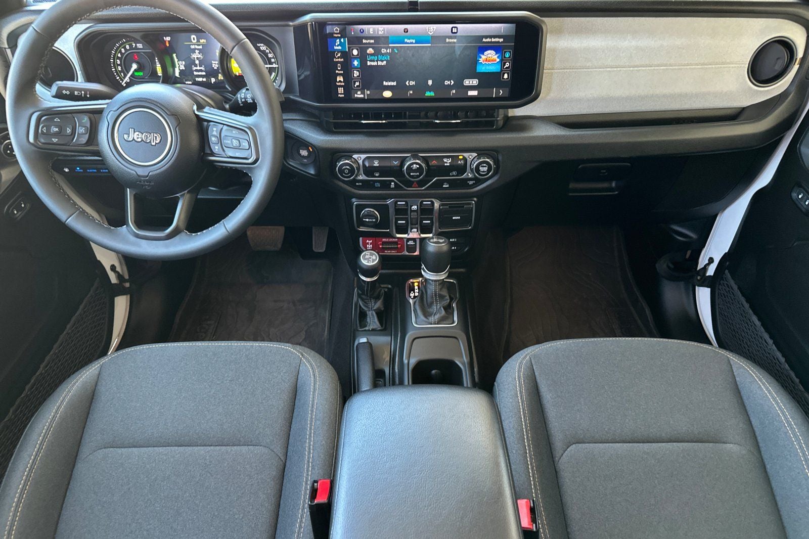 2025 Jeep Wrangler Willys 4xe