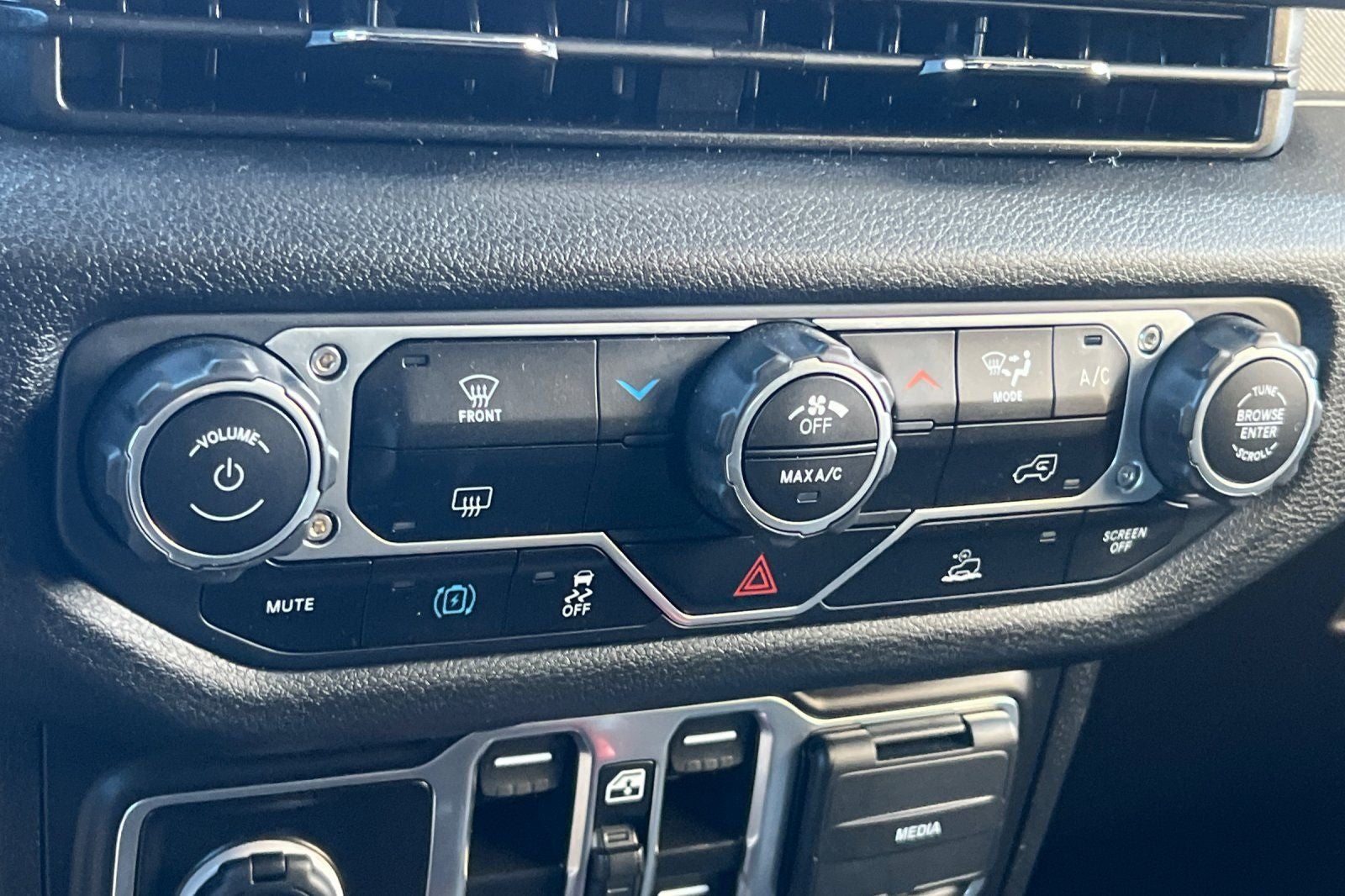 2025 Jeep Wrangler Willys 4xe