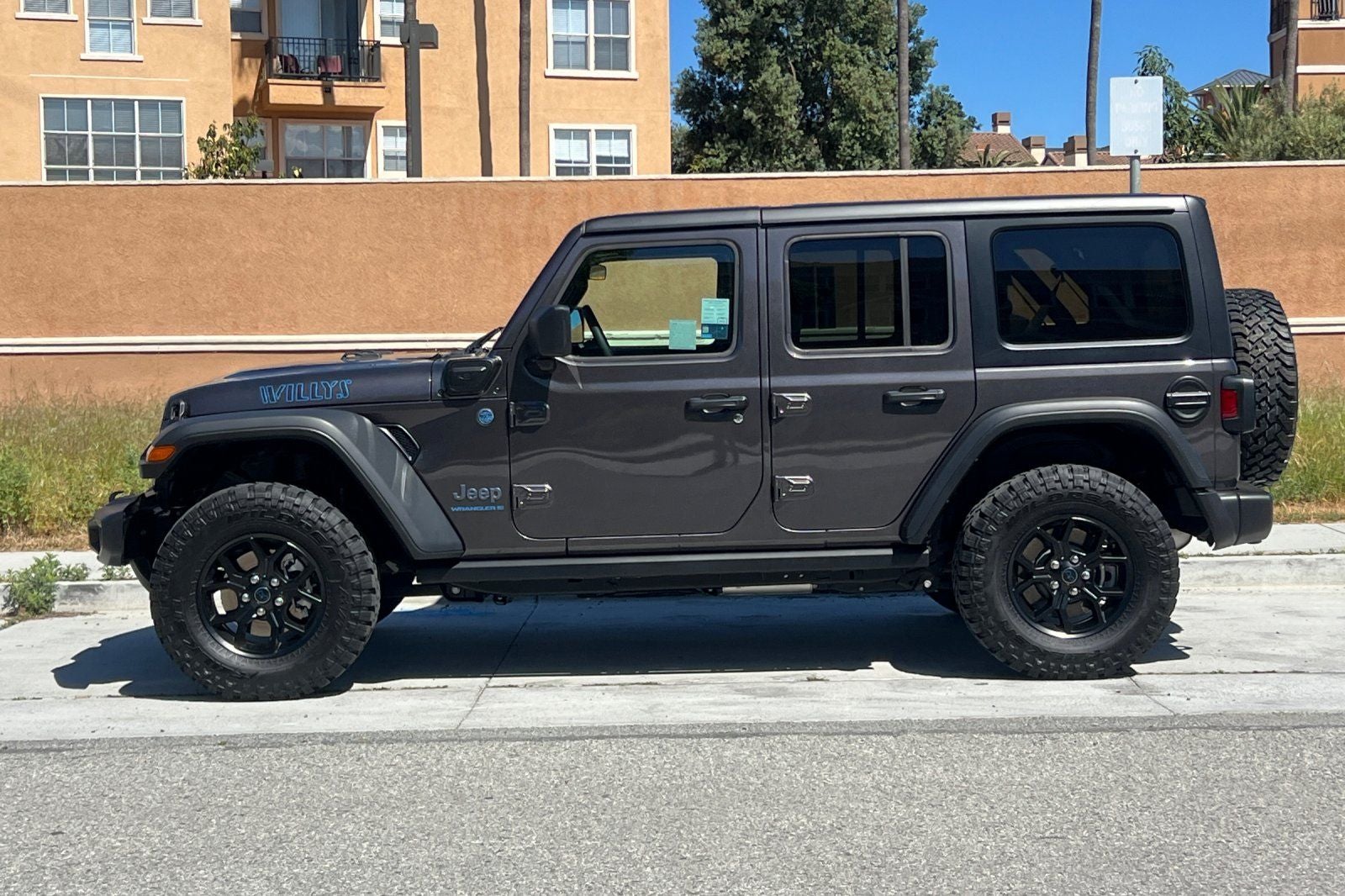 2025 Jeep Wrangler Willys 4xe