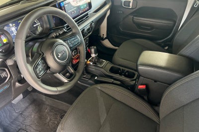 2025 Jeep Wrangler Willys 4xe CONVENIENCE GROUP