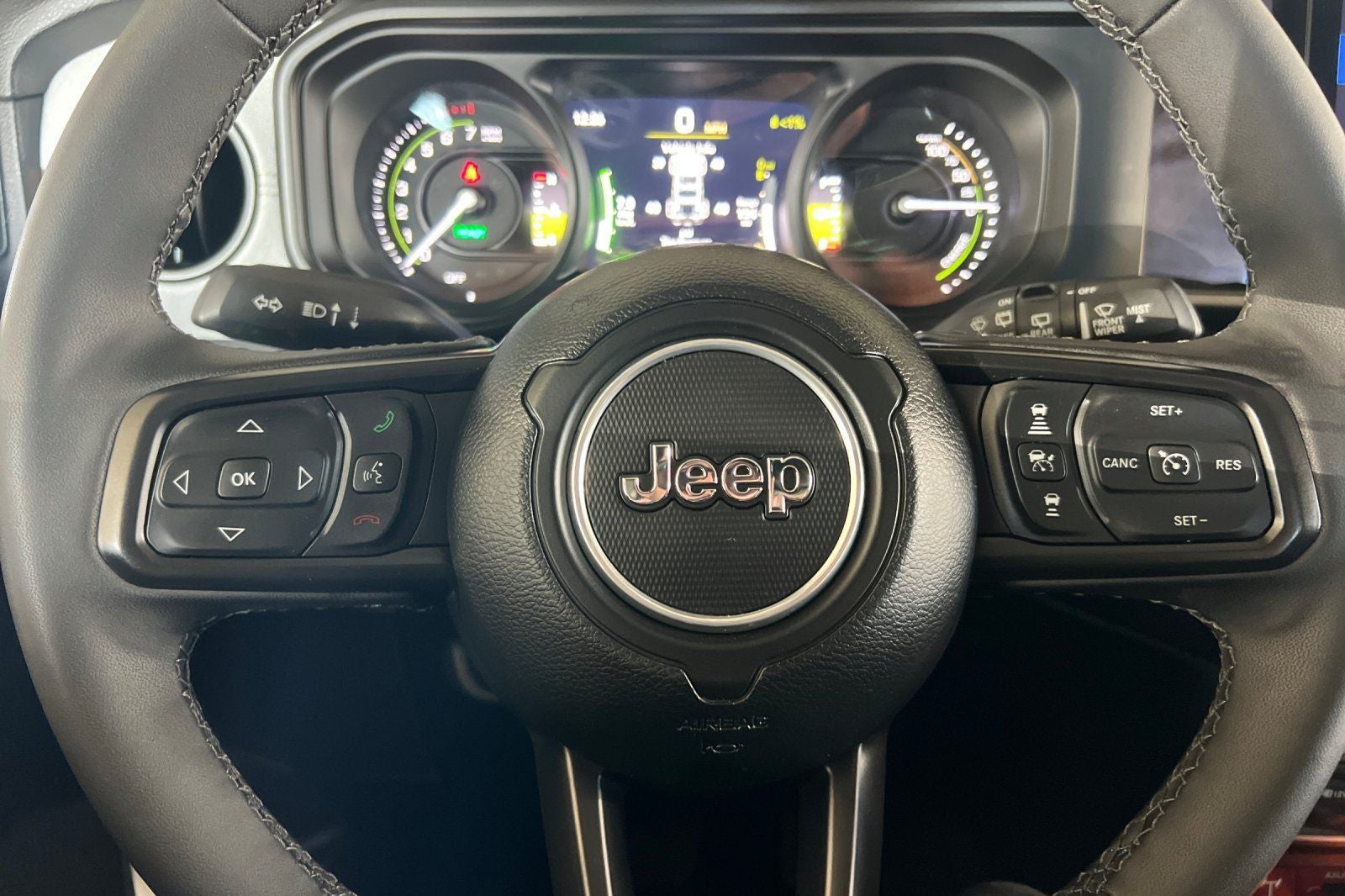 2025 Jeep Wrangler Willys 4xe CONVENIENCE GROUP