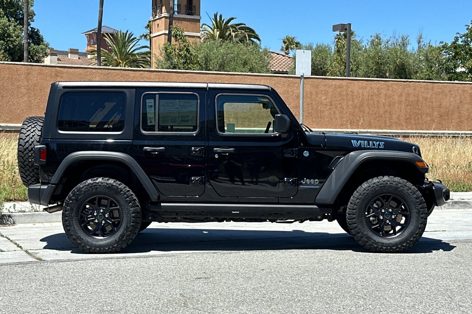 2025 Jeep Wrangler Willys 4xe