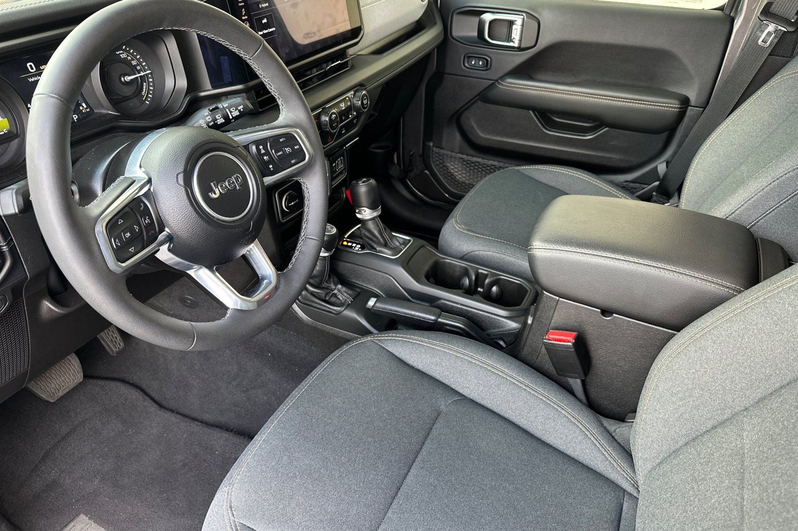 2025 Jeep Wrangler Sahara 4xe