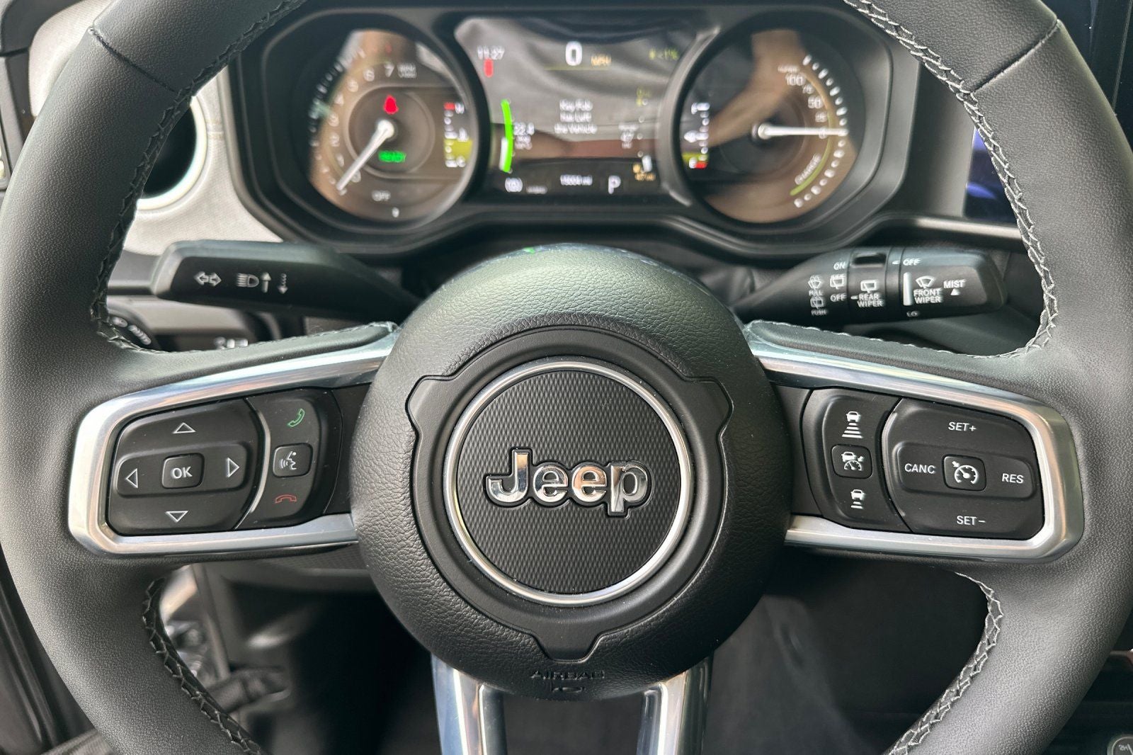 2025 Jeep Wrangler Sahara 4xe