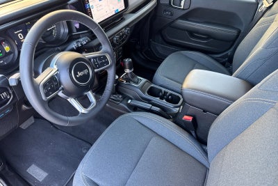 2025 Jeep Wrangler Sahara 4xe