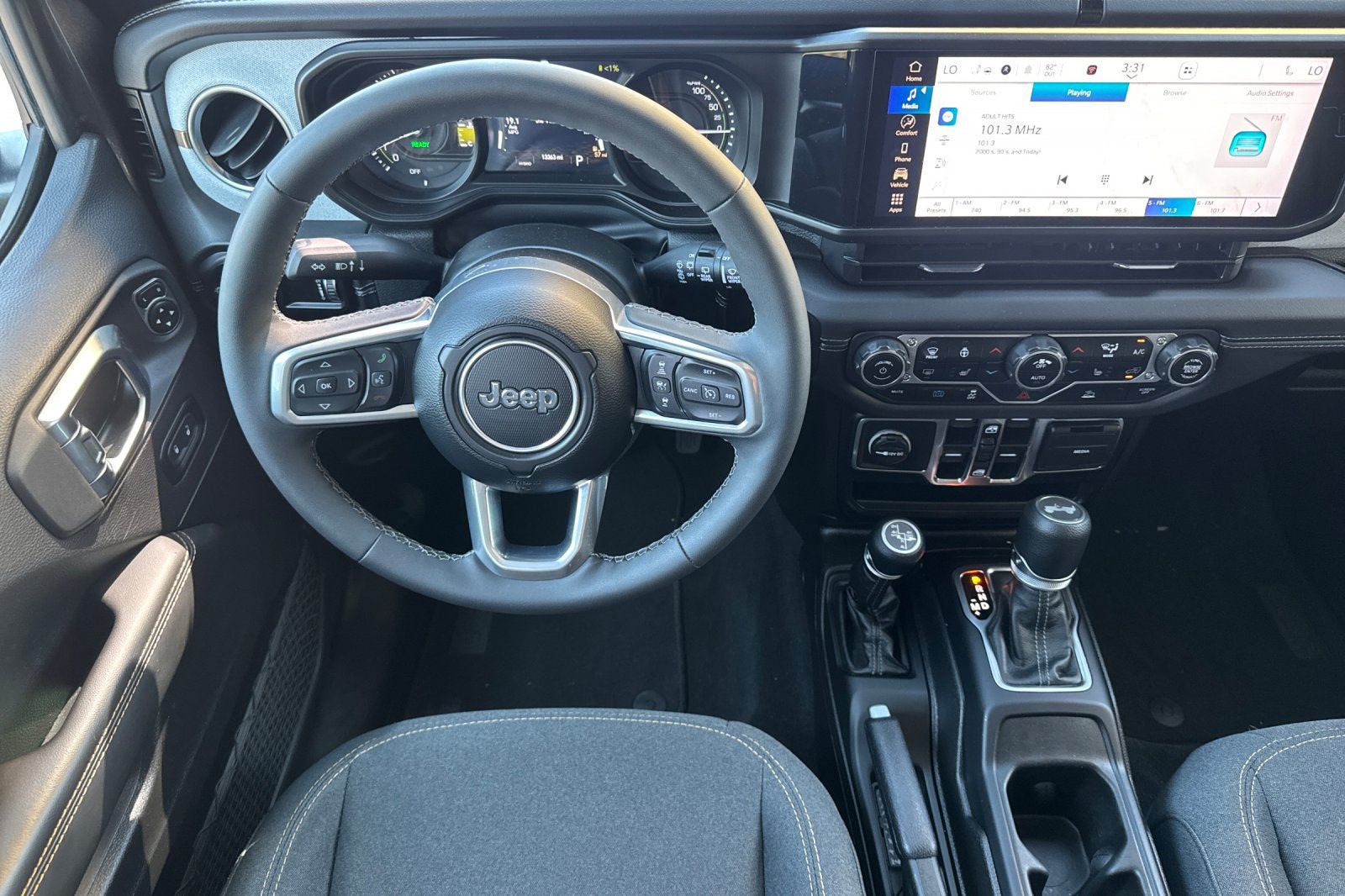 2025 Jeep Wrangler Sahara 4xe