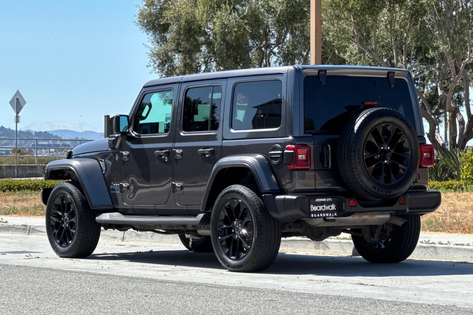 2025 Jeep Wrangler Sahara 4xe