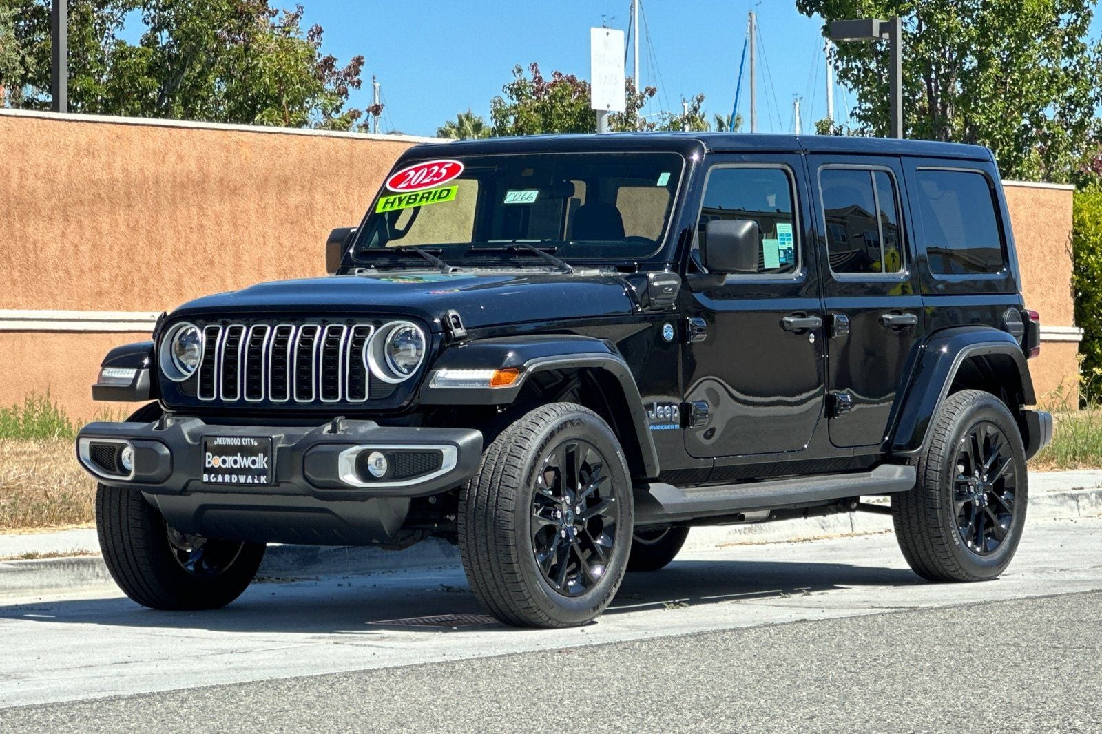 2025 Jeep Wrangler Sahara 4xe