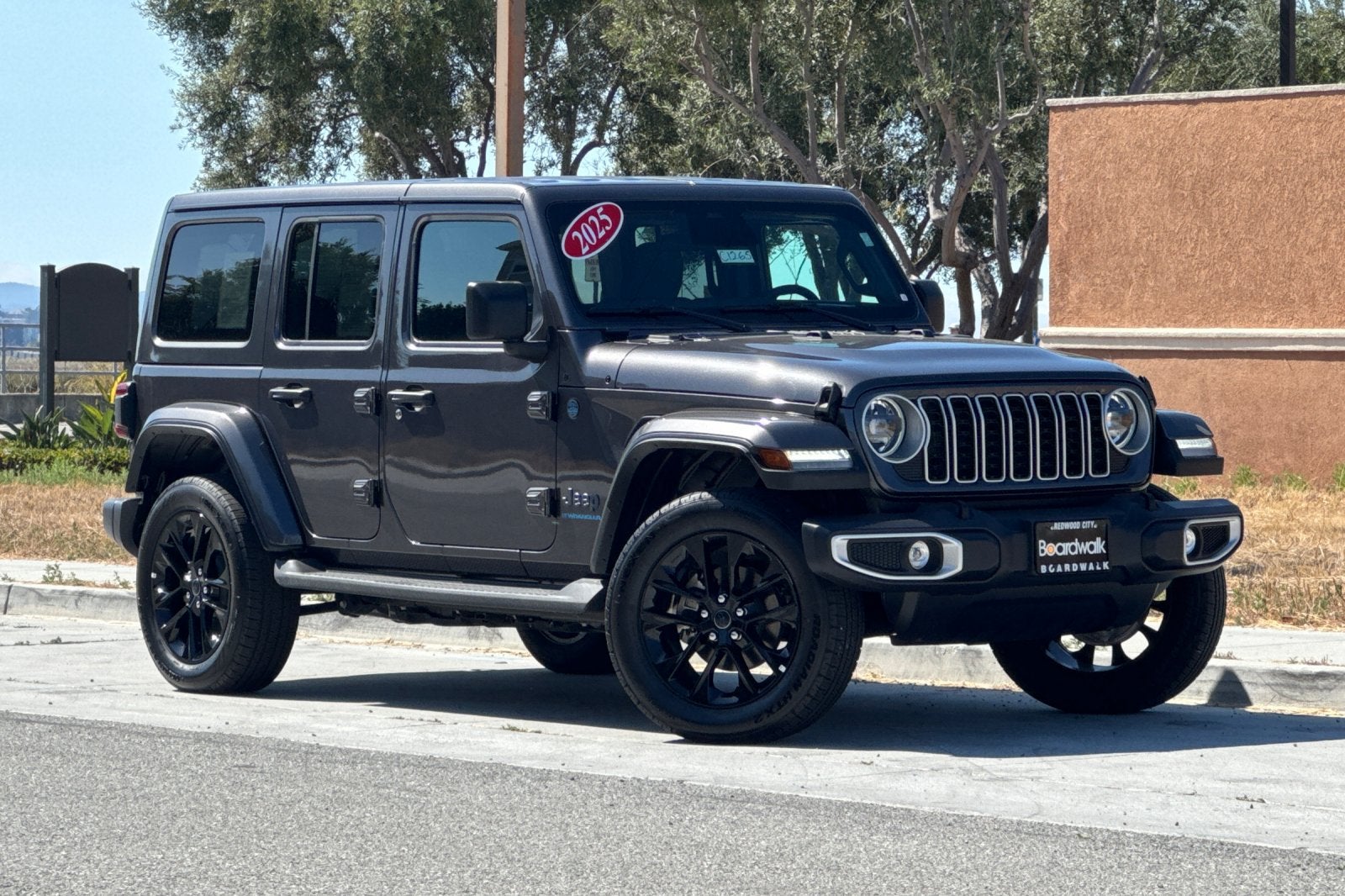 2025 Jeep Wrangler Sahara 4xe