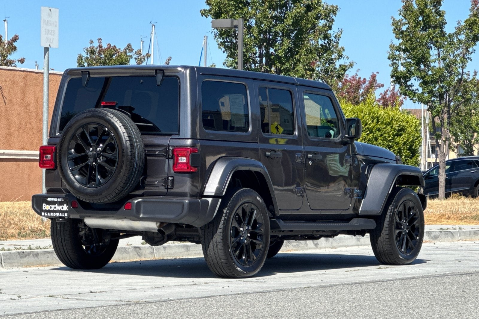 2025 Jeep Wrangler Sahara 4xe