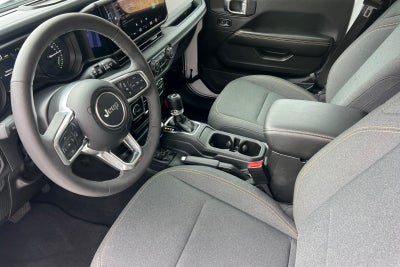 2025 Jeep Wrangler Sahara 4xe