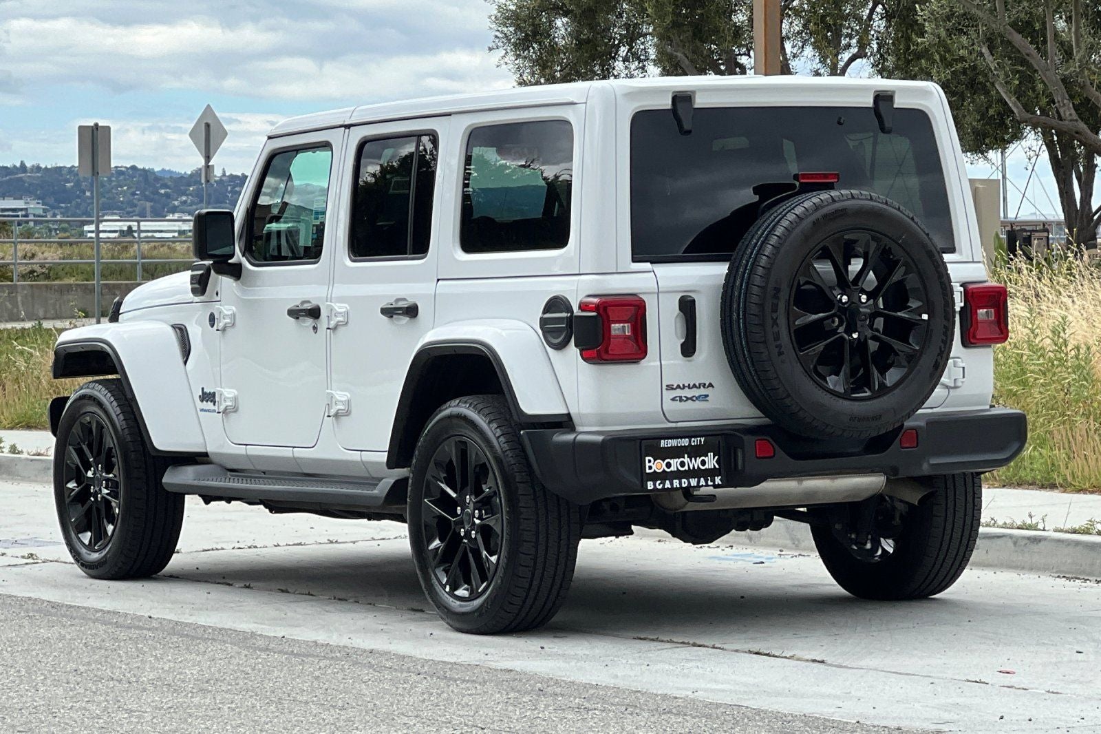 2025 Jeep Wrangler Sahara 4xe