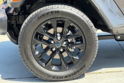 2025 Jeep Wrangler Sahara 4xe