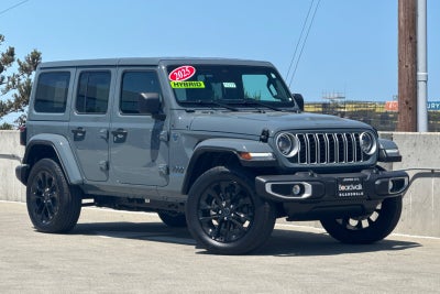 2025 Jeep Wrangler Sahara 4xe