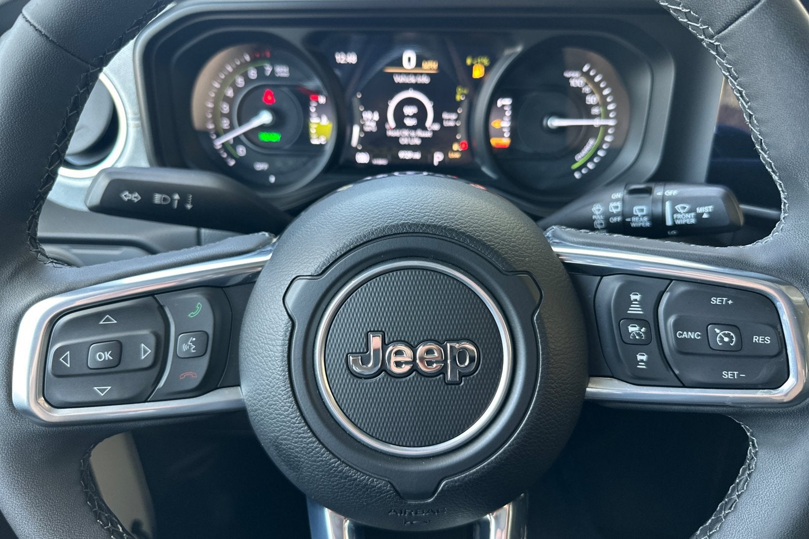 2025 Jeep Wrangler Sahara 4xe