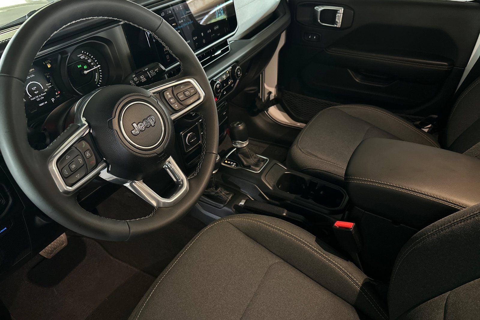 2025 Jeep Wrangler Sahara 4xe
