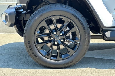 2025 Jeep Wrangler Sahara 4xe