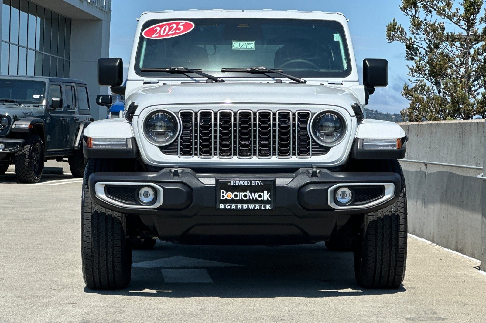 2025 Jeep Wrangler Sahara 4xe