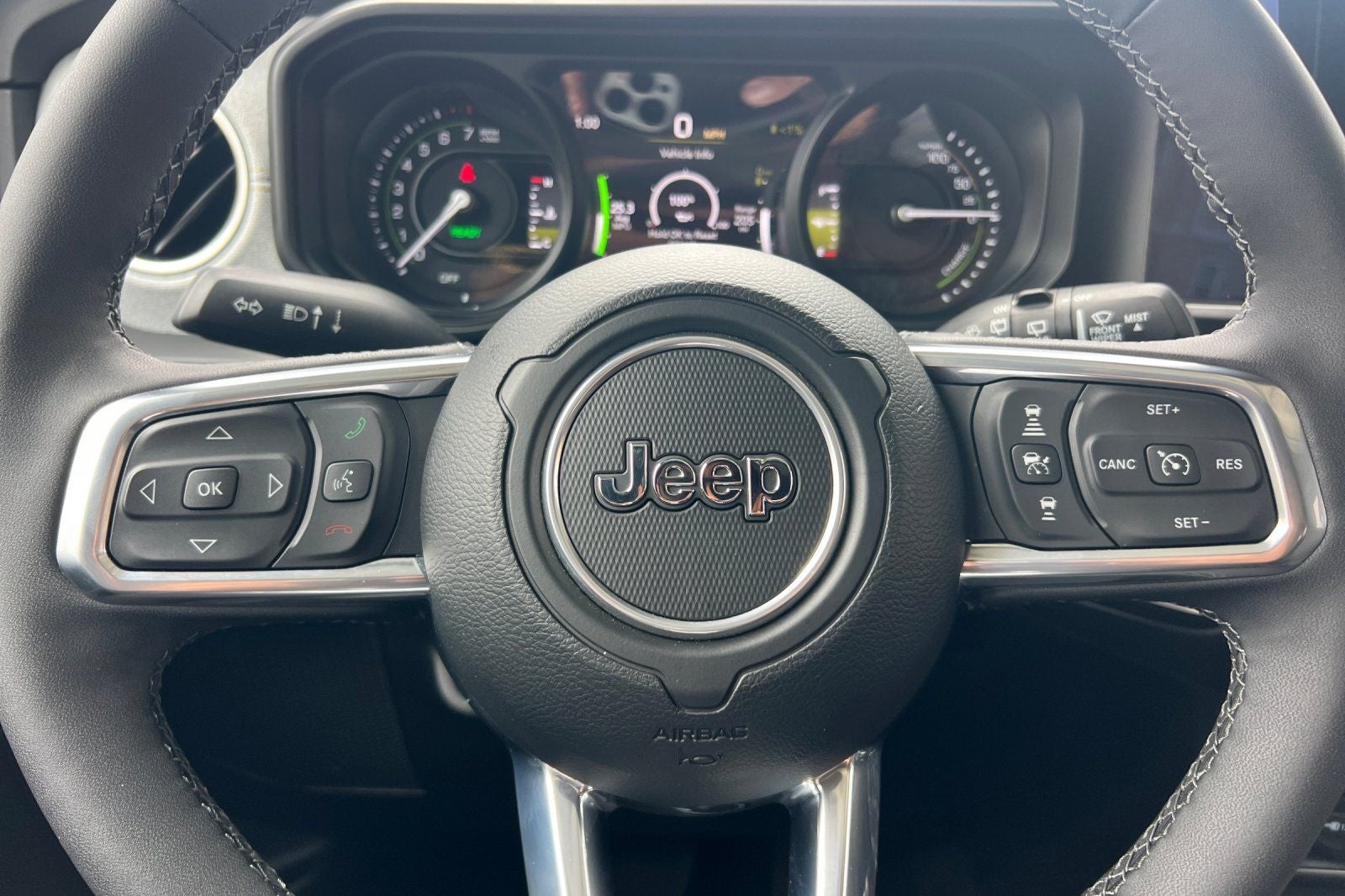 2025 Jeep Wrangler Sahara 4xe