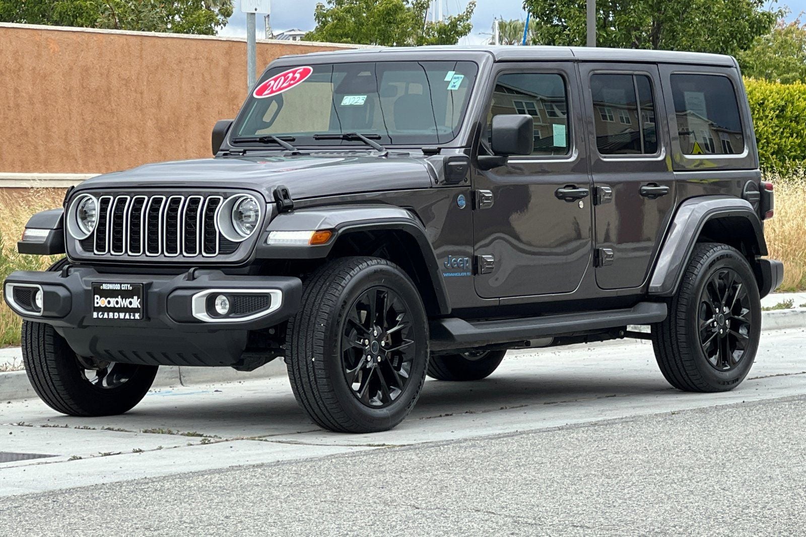 2025 Jeep Wrangler Sahara 4xe