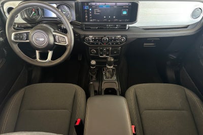 2025 Jeep Wrangler Sahara 4xe