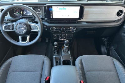 2025 Jeep Wrangler Sahara 4xe
