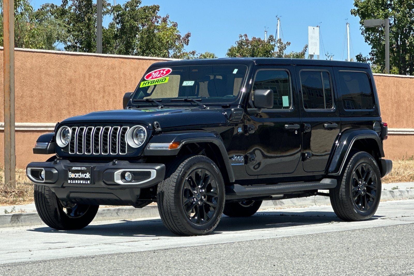 2025 Jeep Wrangler Sahara 4xe