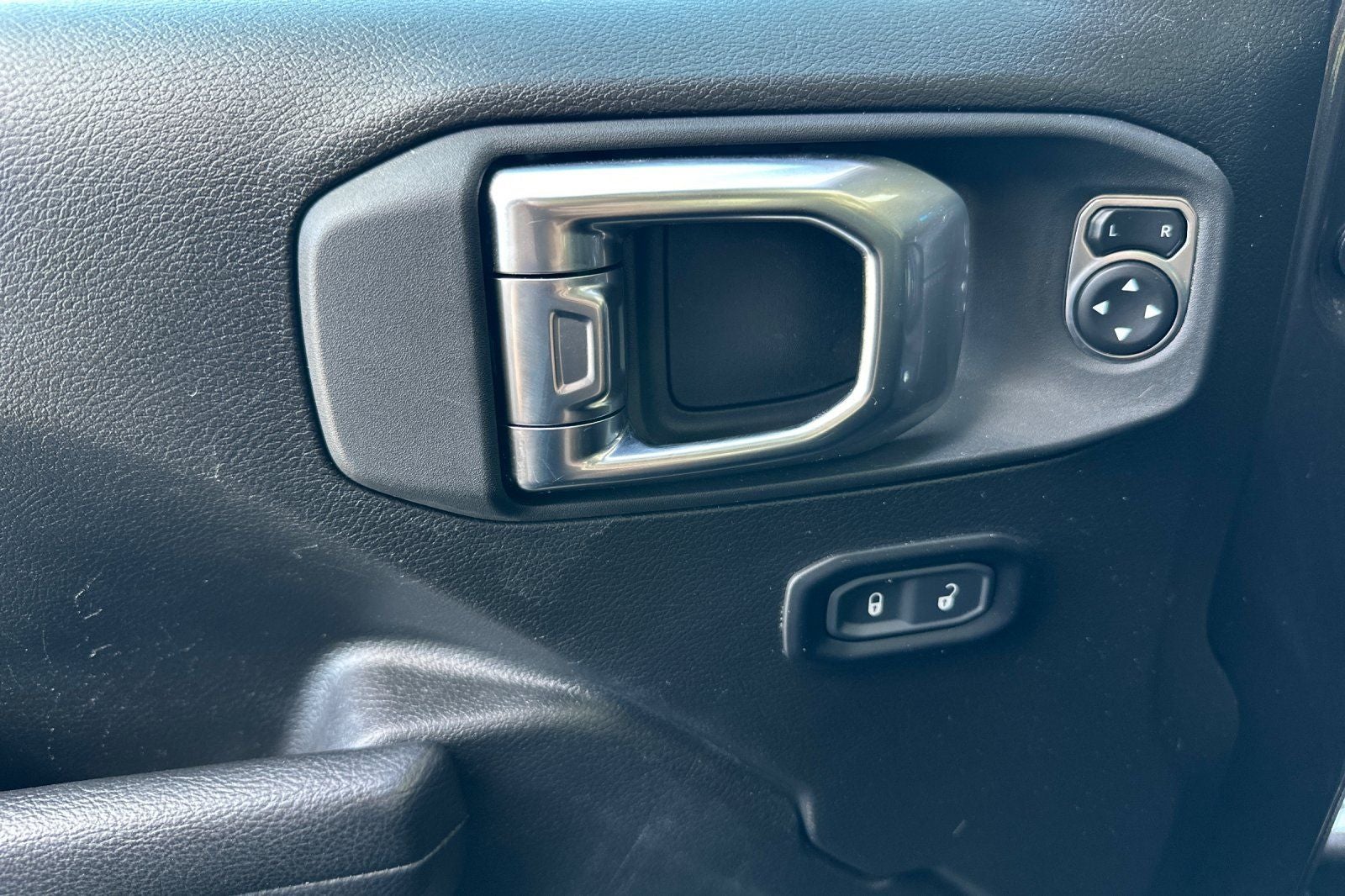 2025 Jeep Wrangler Rubicon 4xe