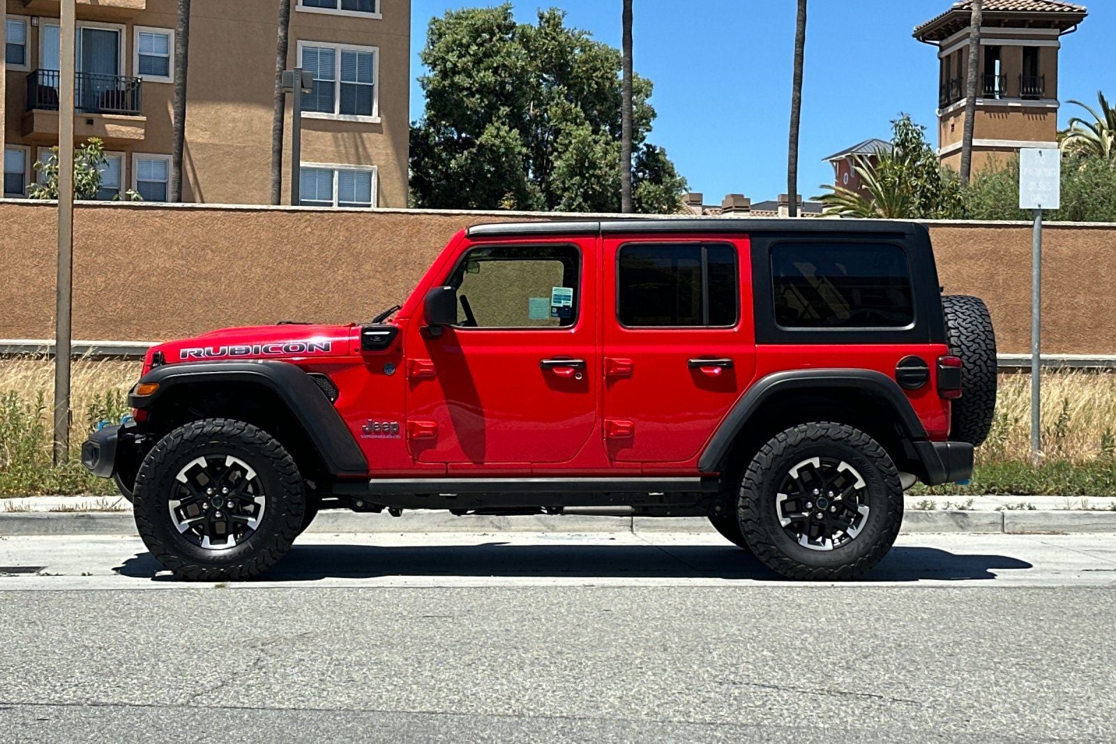 2025 Jeep Wrangler Rubicon 4xe