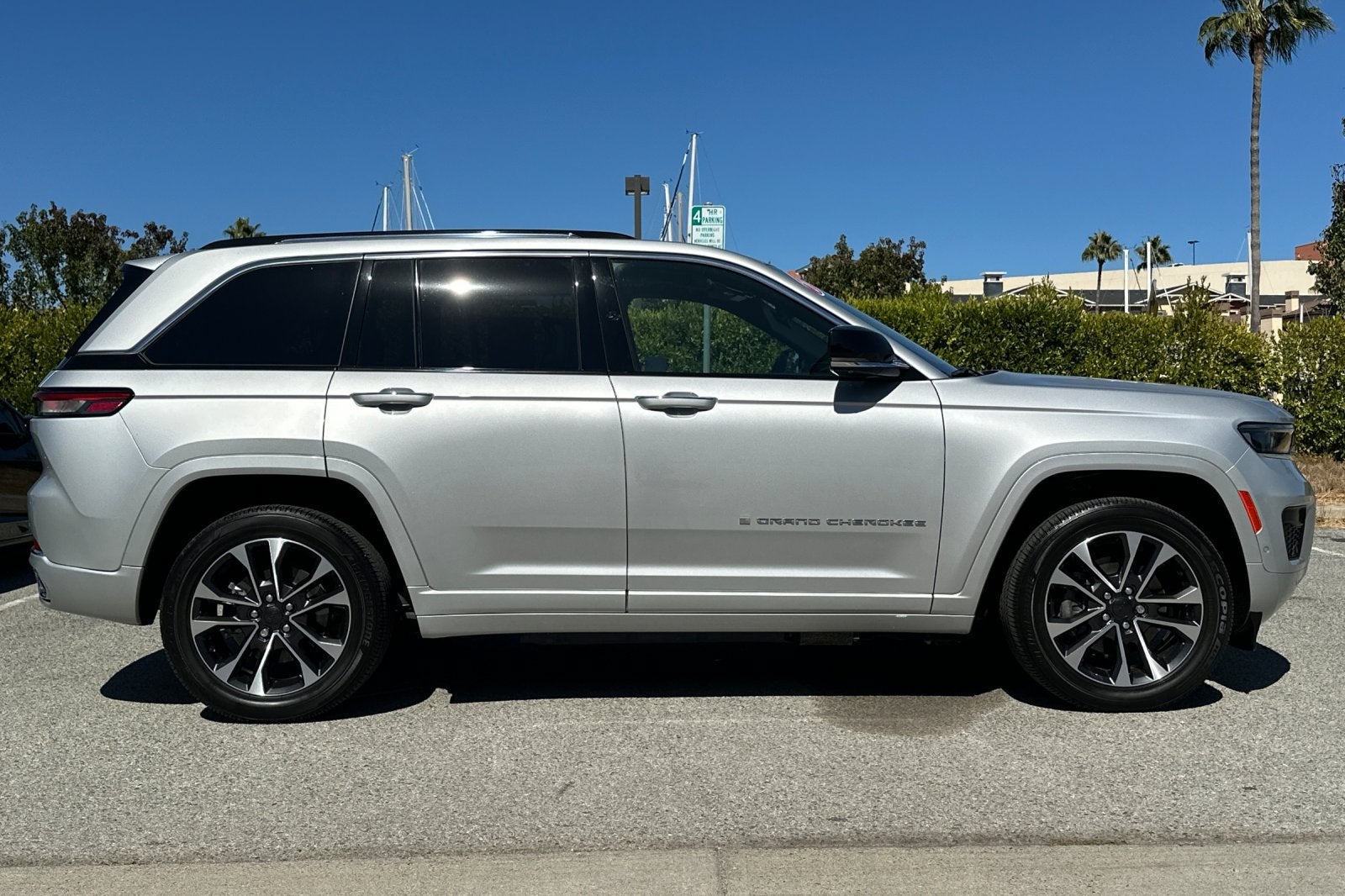 2023 Jeep Grand Cherokee Overland 4xe