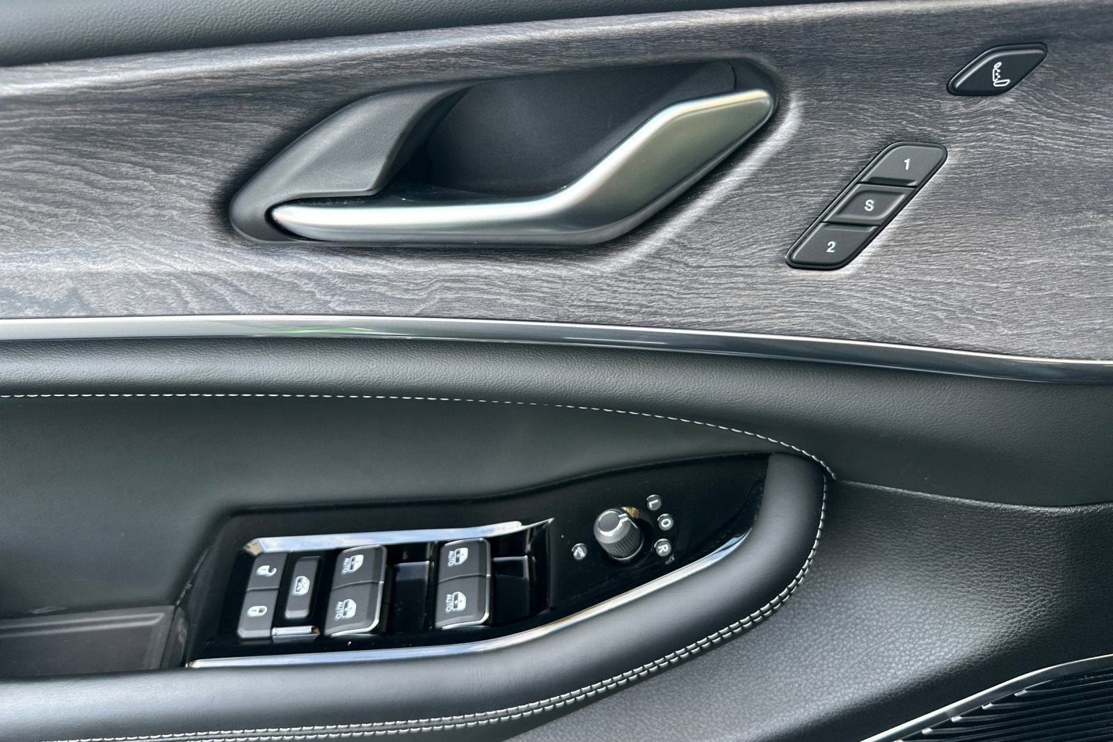 2023 Jeep Grand Cherokee Overland 4xe