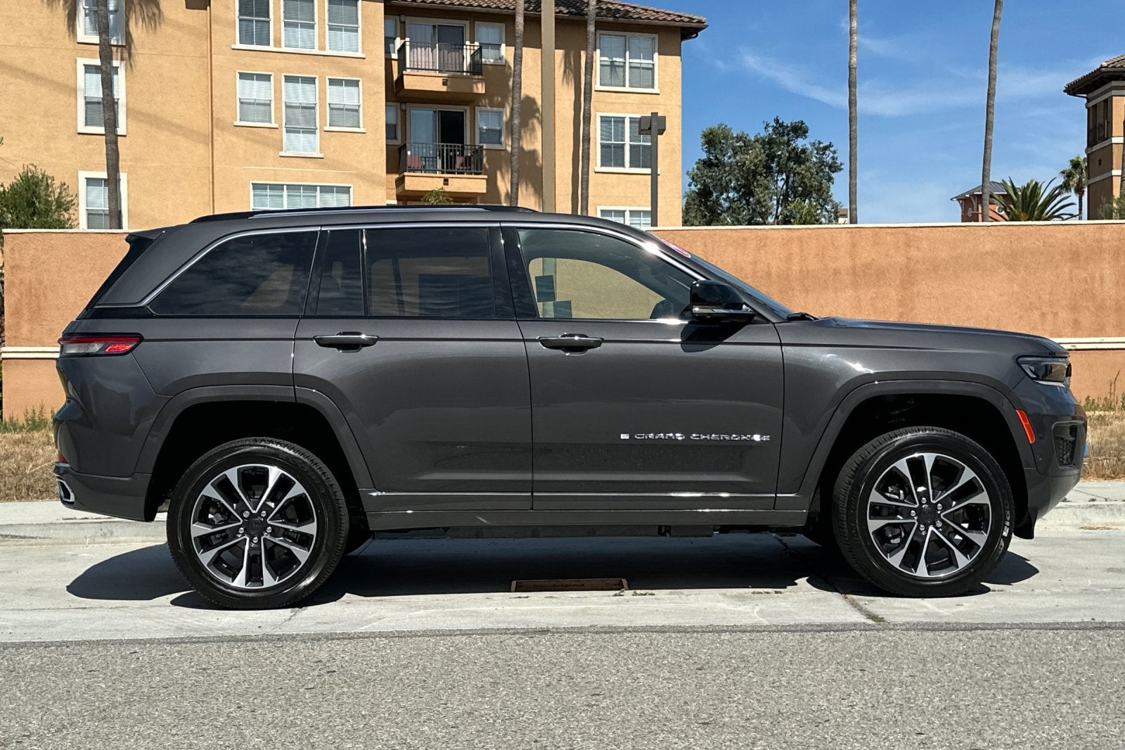 2023 Jeep Grand Cherokee Overland 4xe