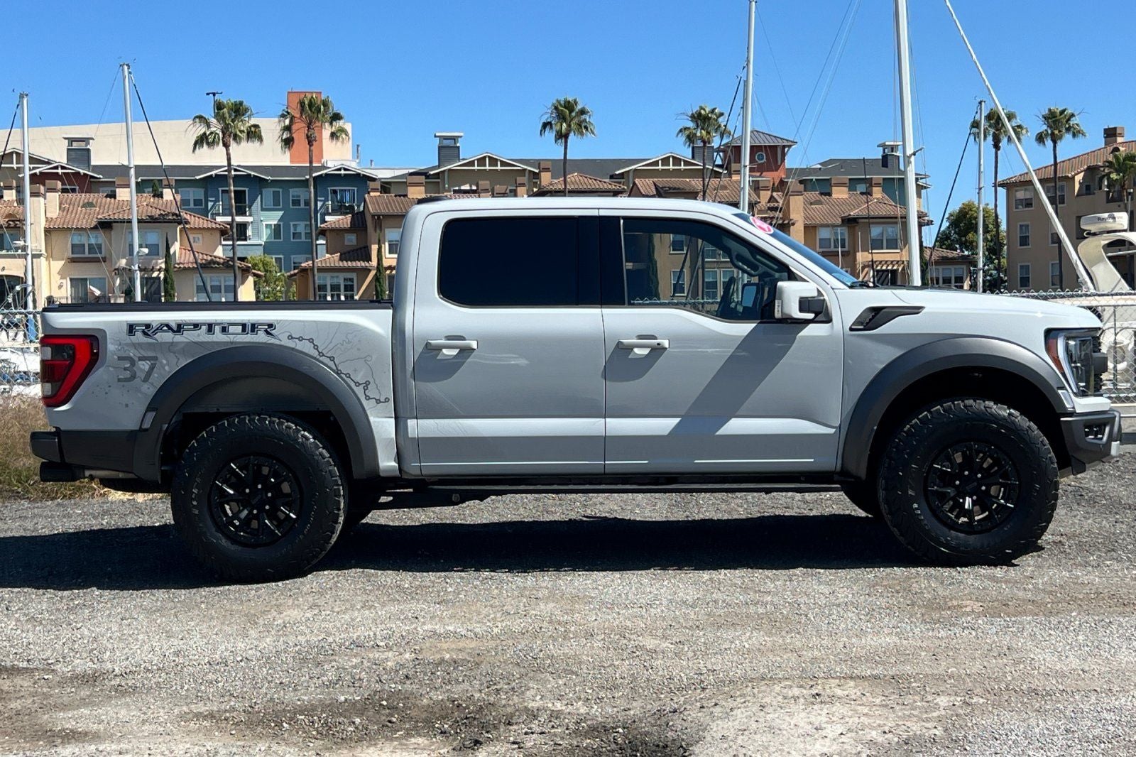 2023 Ford F-150 Raptor 37 Performance Package