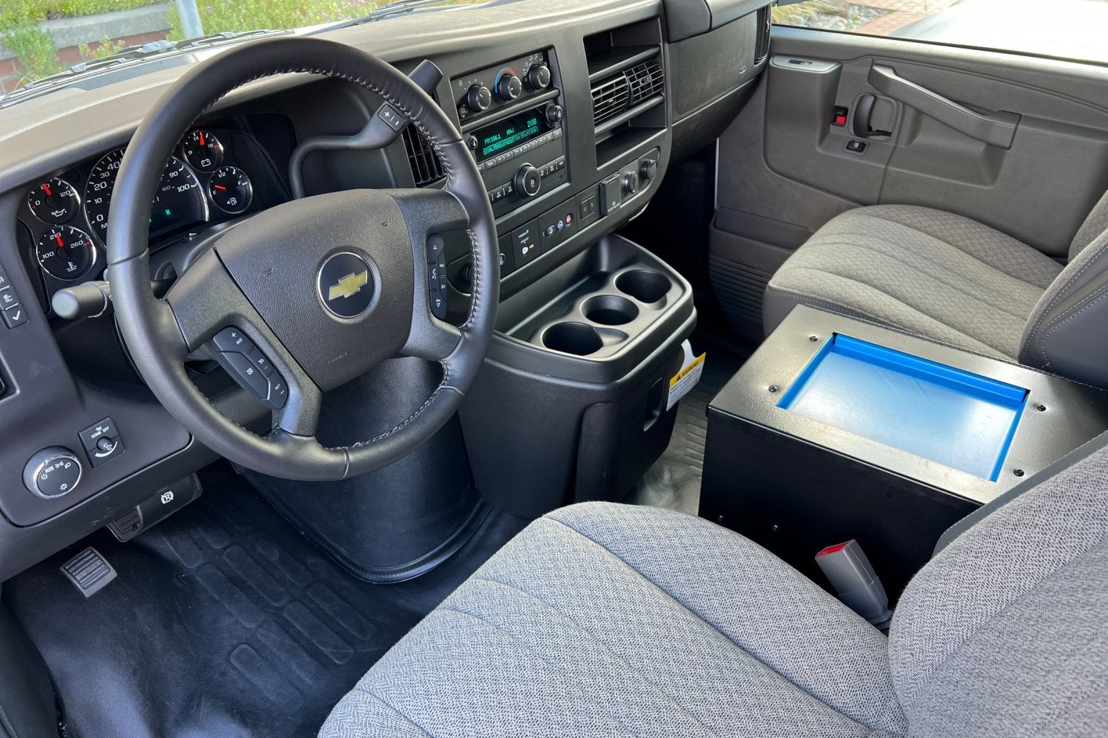 2023 Chevrolet Express 3500 Work Van Cargo