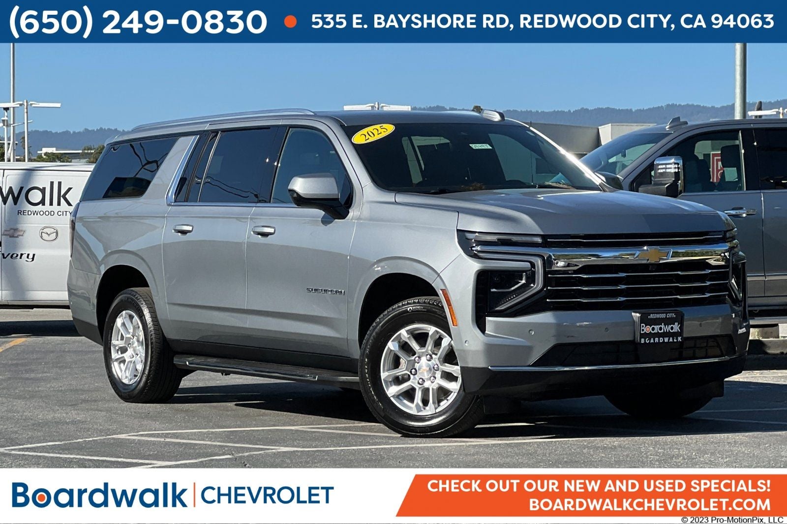 2025 Chevrolet Suburban LT