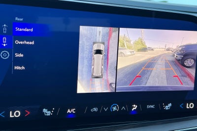 2025 Chevrolet Suburban LT