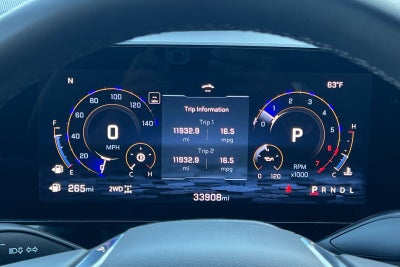 2025 Chevrolet Suburban LT