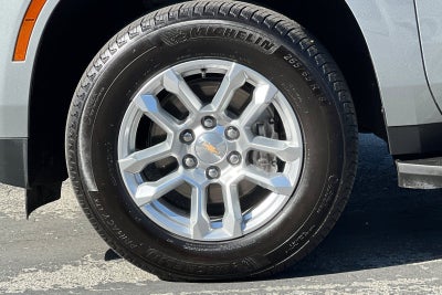 2025 Chevrolet Suburban LT