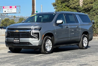 2025 Chevrolet Suburban LT