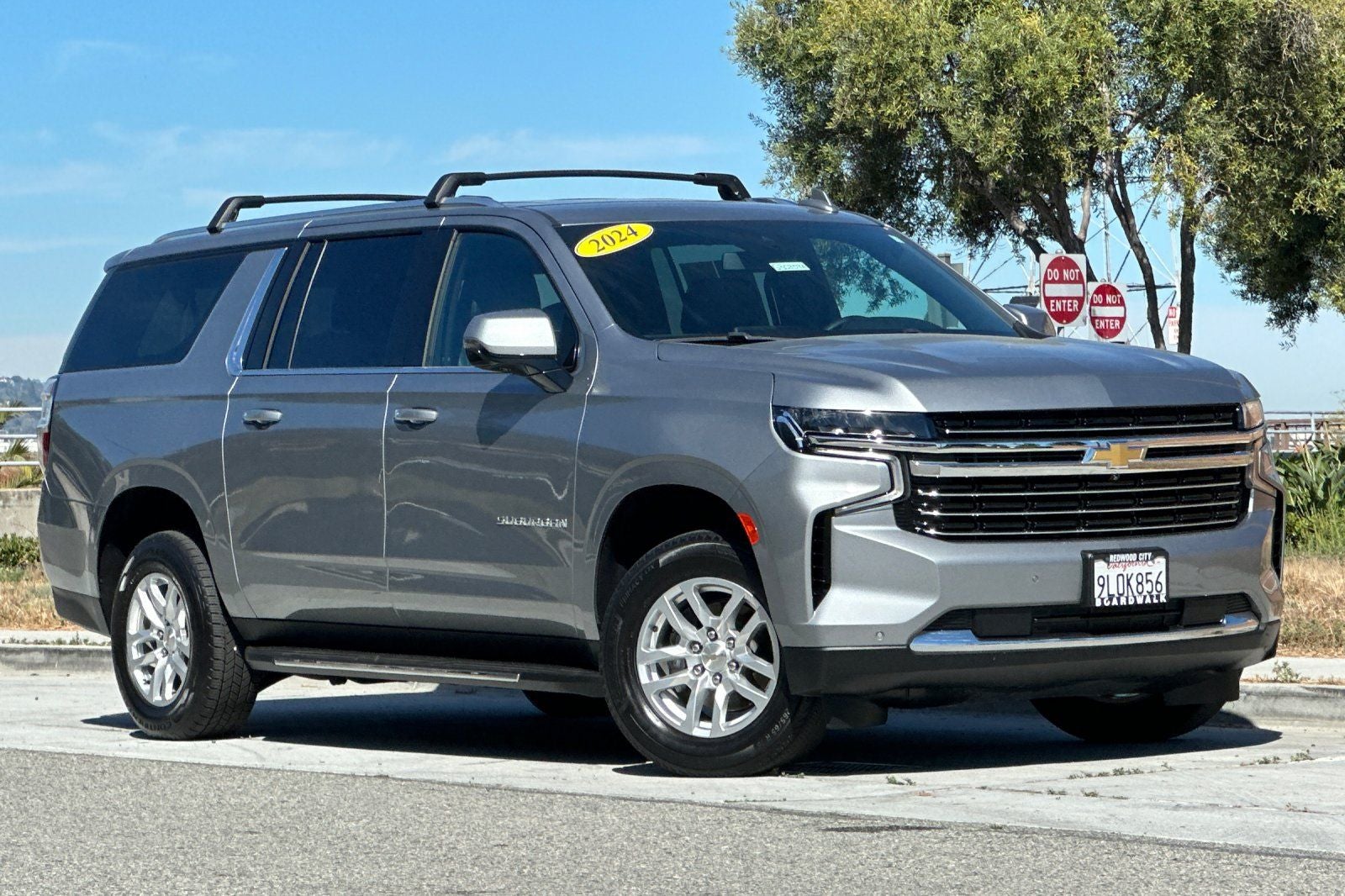 2024 Chevrolet Suburban LT