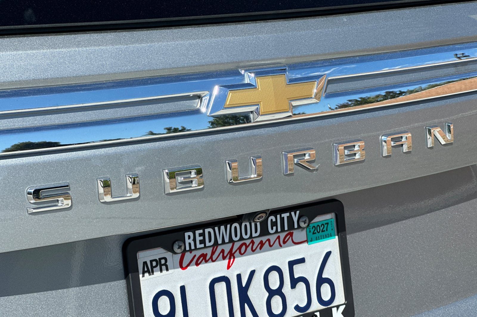 2024 Chevrolet Suburban LT