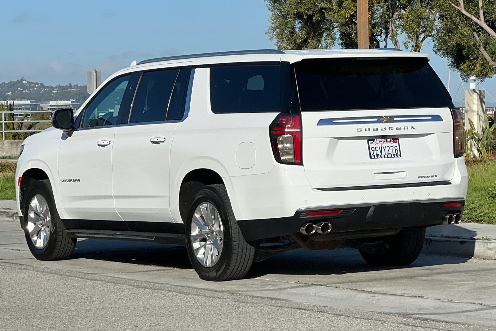 2023 Chevrolet Suburban Premier