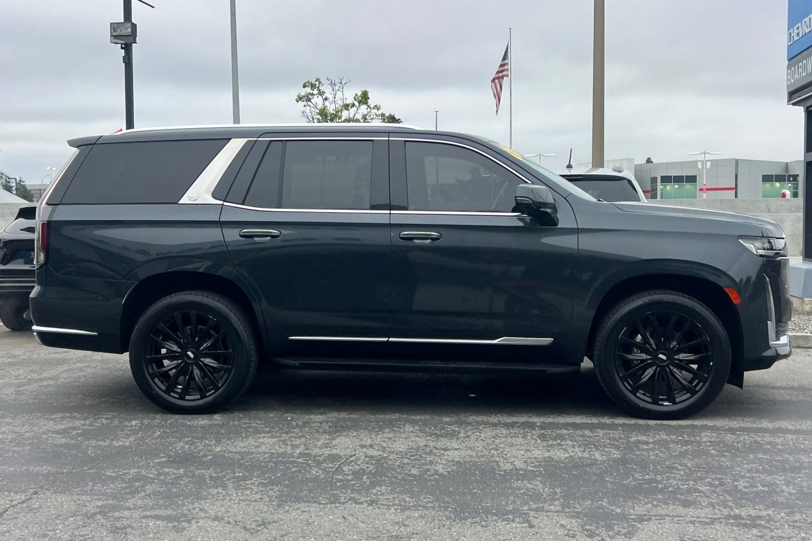 2022 Cadillac Escalade Luxury