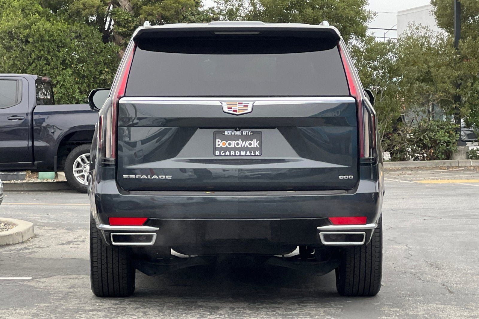 2022 Cadillac Escalade Luxury